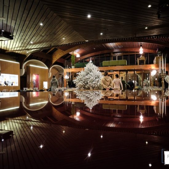 foto di allestimenti a brescia brescia 0035 550x550 - Servizi fotografici ad allestimenti in locations