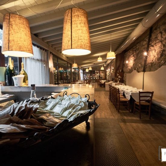 fotografia allestimenti locations 0001 550x550 - Servizi fotografici ad allestimenti in locations