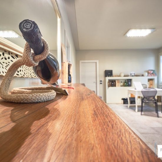 fotografia aziendale brescia 0055 550x550 - Servizi fotografici in Cantina